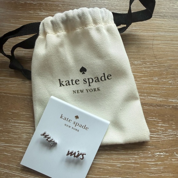 kate spade Silver 'mrs' Script Stud Earrings with Cream Drawstring Pouch - Picture 3 of 4